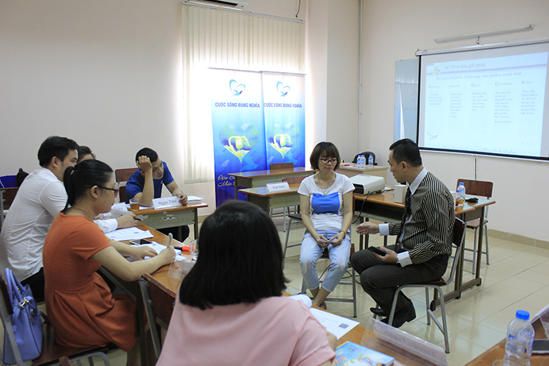 Đào Tạo Public Hồ Chí Minh: “Kỹ năng bán hàng và Chăm sóc khách hàng chuyên nghiệp”