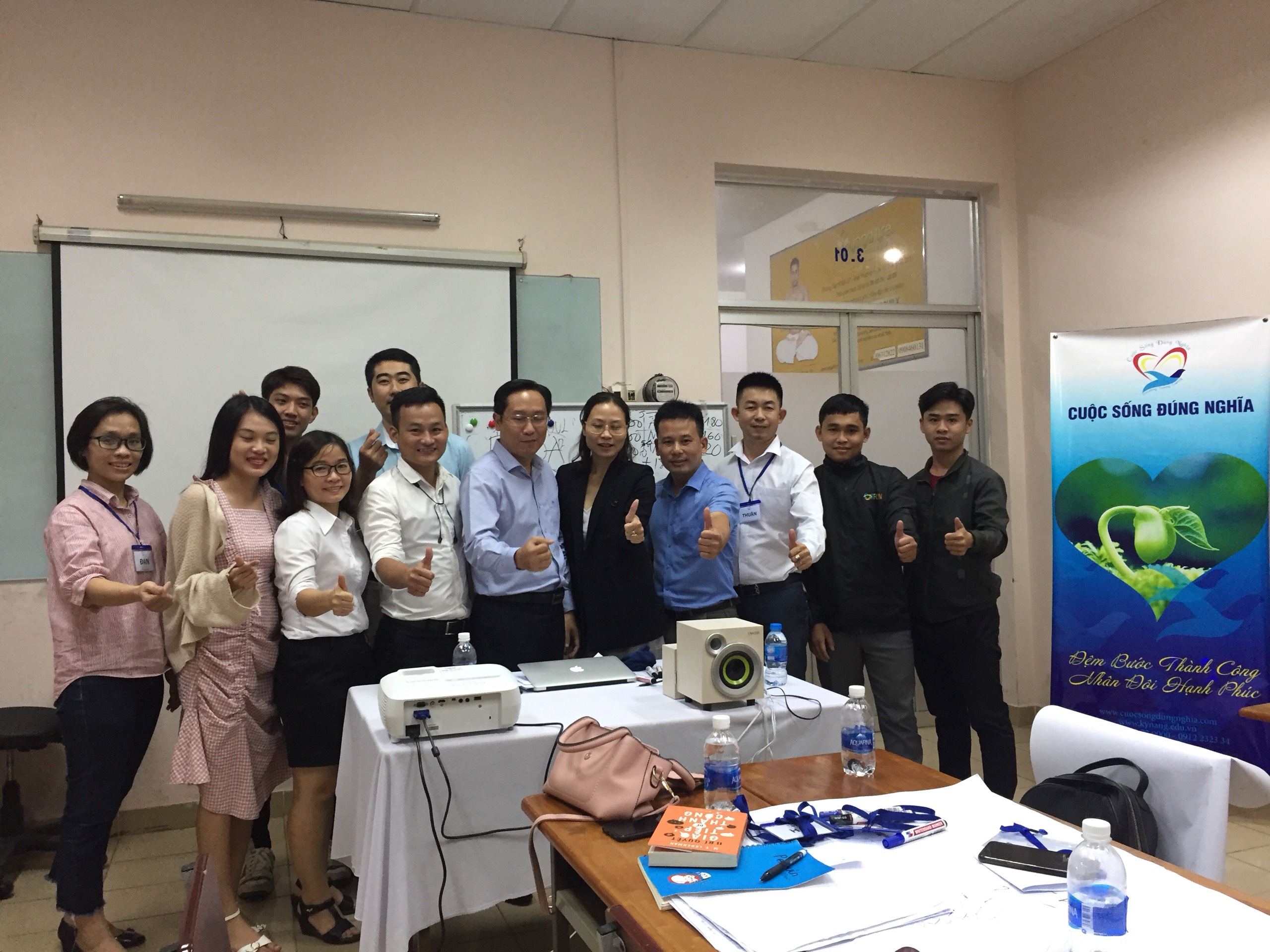 Đào tạo public: “kỹ năng giao tiếp thuyết trình thuyết phục” tại Hồ Chí Minh tháng 11 năm 2019