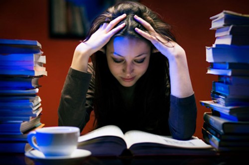 Cách cân bằng trong việc học và việc làm thêm